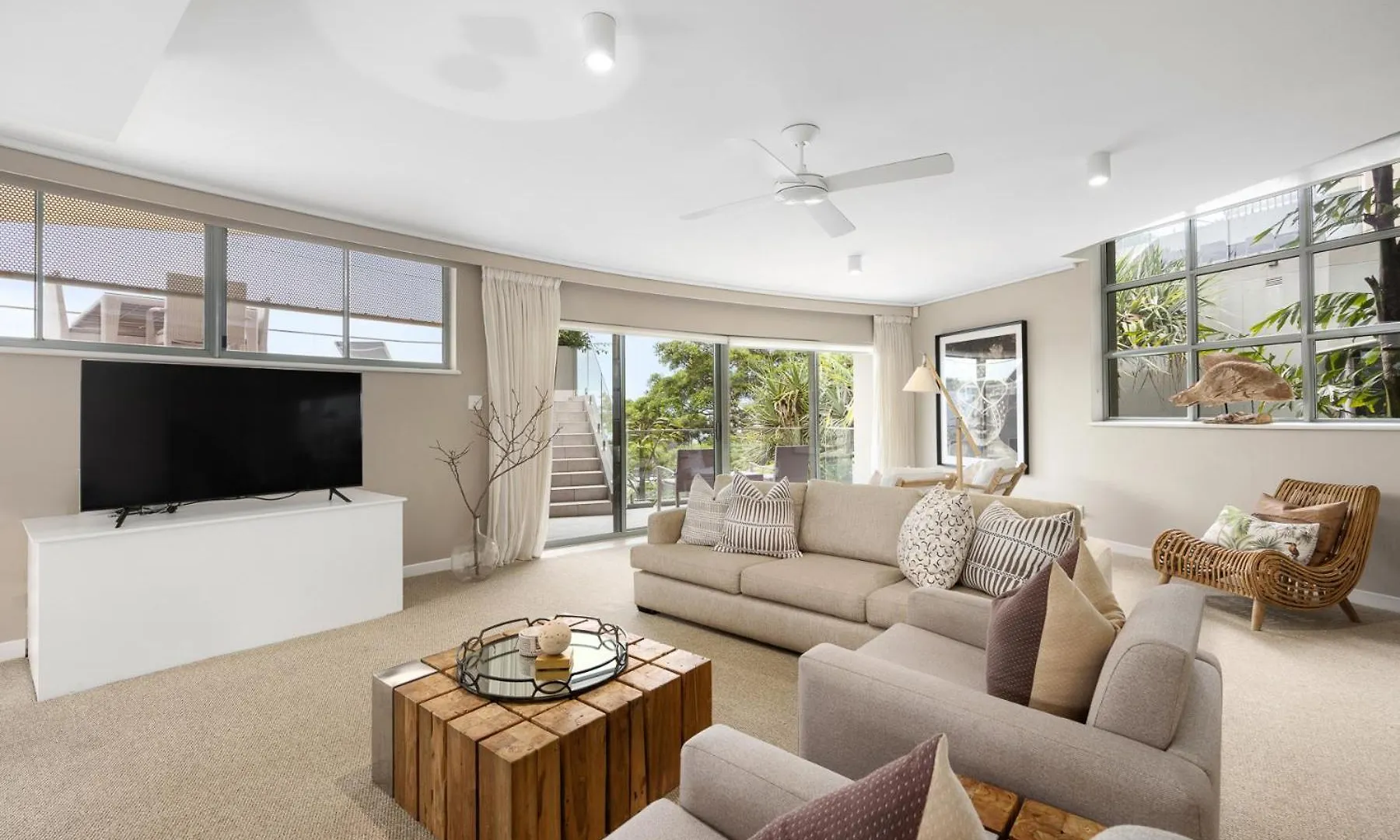 Hastings Park: Scenic Beachside Retreat Noosa Heads 0*,  Australia